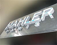 Szyld z pleksi ze styrodurowymi literami dla firmy MAHLER
