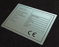 Chemicznie odporana, nieścieralna tabliczka CE do obrotnicy