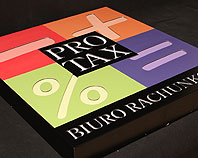 Podświetlony kaseton reklamowy
szyld dla biura rachunkowego PROTAX